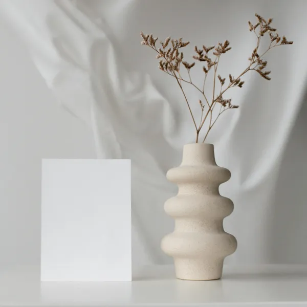 Vaie Vase