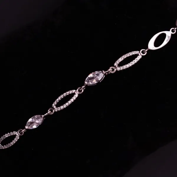 Chic Cutout Silver Bracelet