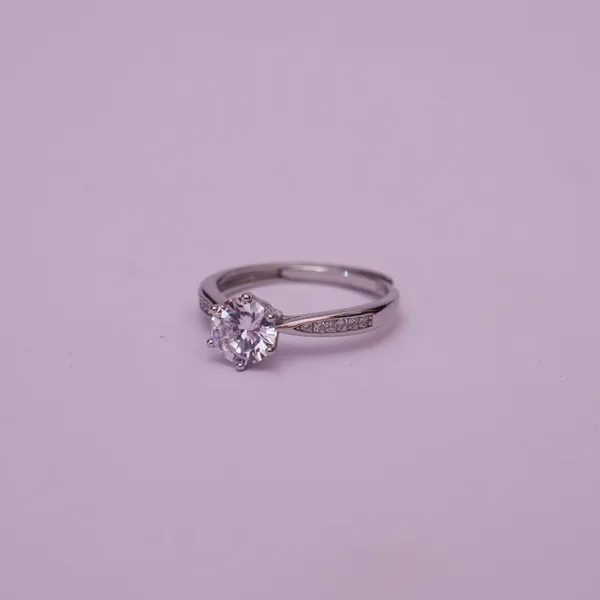 Solitaire side micro Ladies Ring