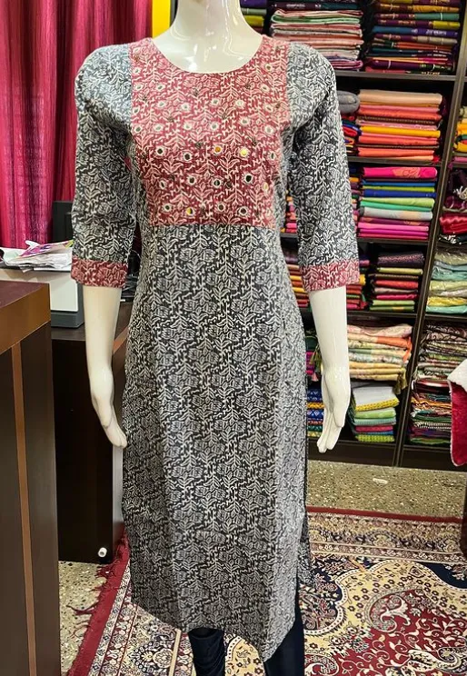 Dual Pattern Kurti